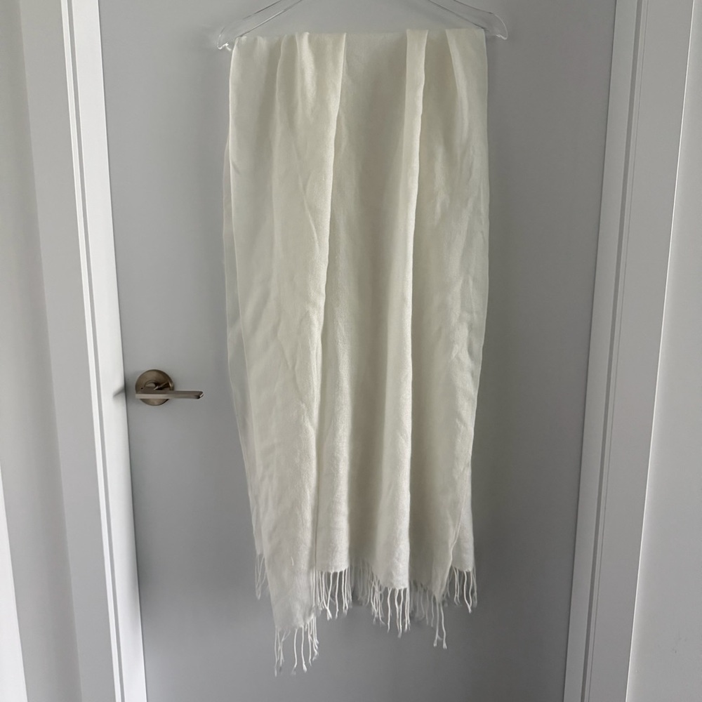 Elegant White Fringe Scarf